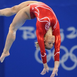 九游体育官网下载安装-意甲球迷热情高涨，现场氛围火爆，意甲 球员