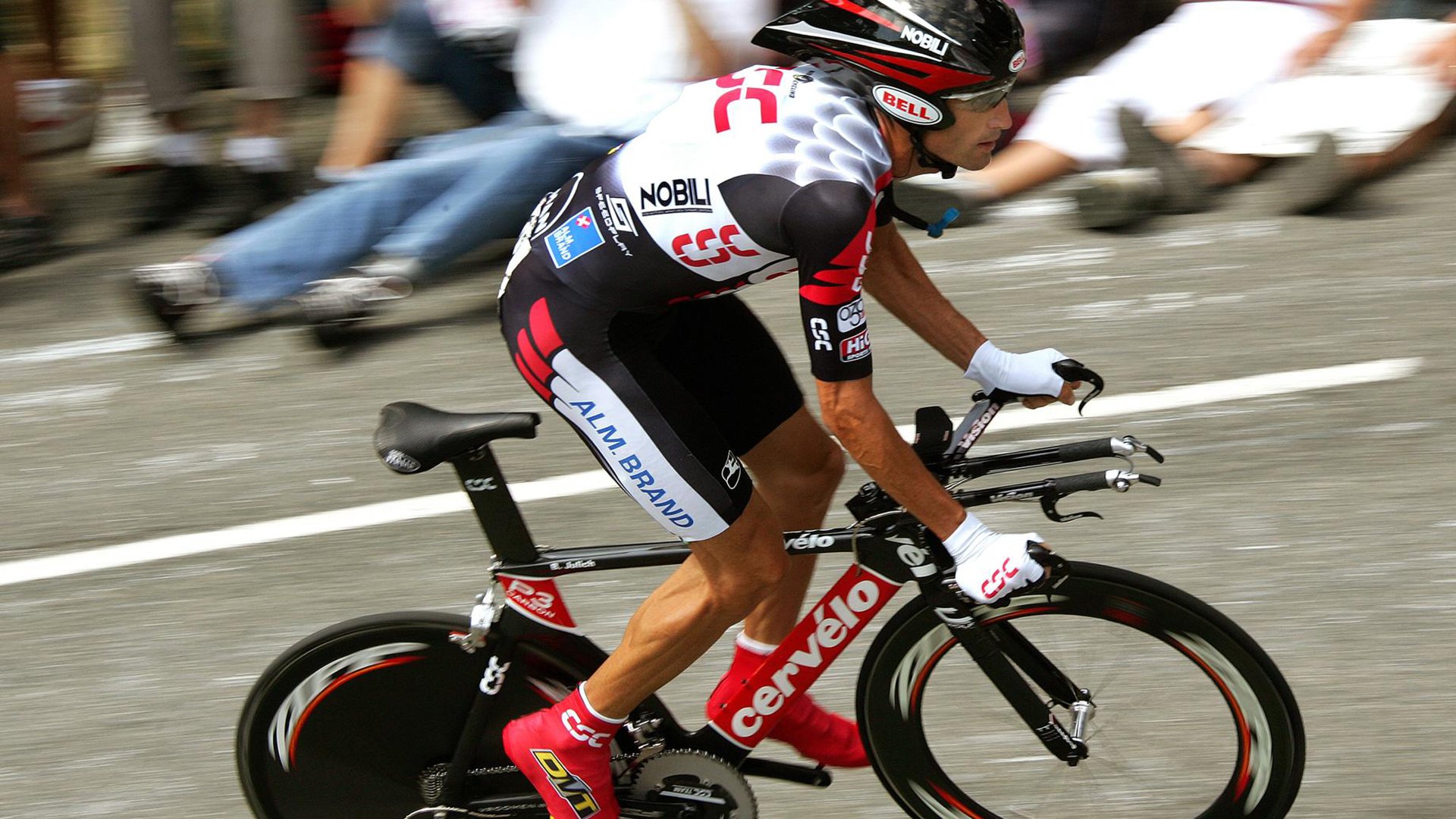 公牛力克雷霆，德罗赞关键时刻两罚全中，公牛大胜雷霆